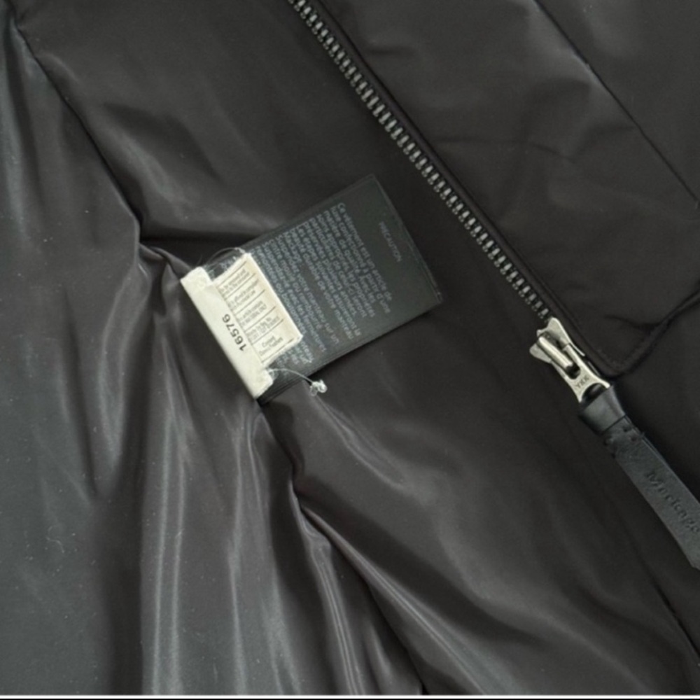 MACKAGE Adali in XS Black with fur - Picture 9 of 10